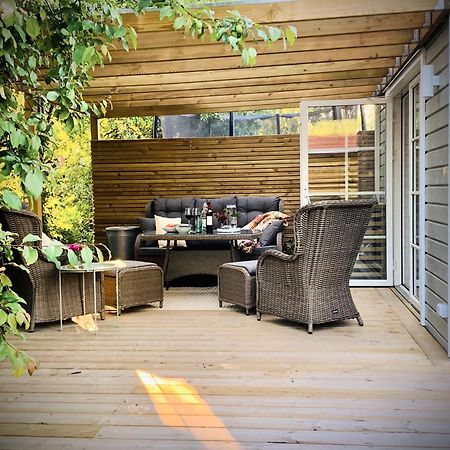 Strandnaera, Pergola, P-Plats I Hoellviken Eksteriør billede